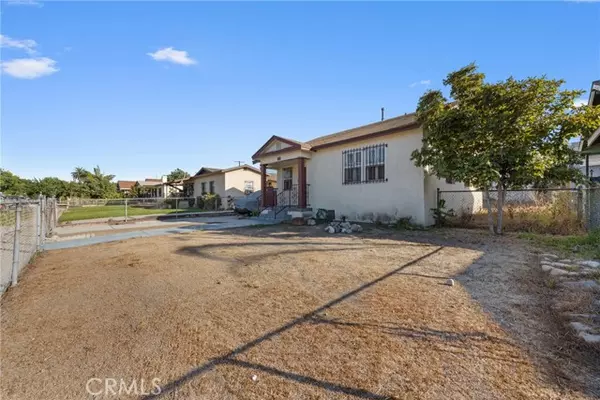 Los Angeles, CA 90044,1122 W 77th Street