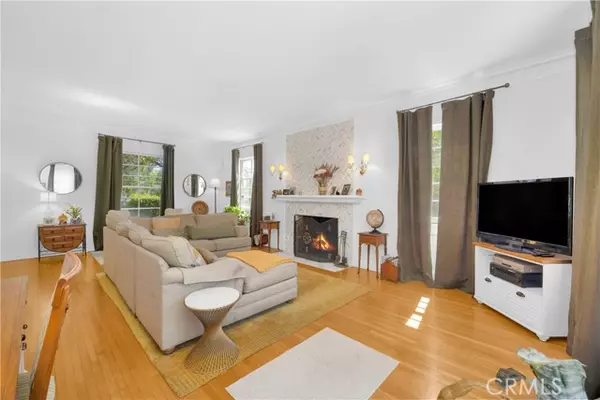 Long Beach, CA 90807,929 E Marshall