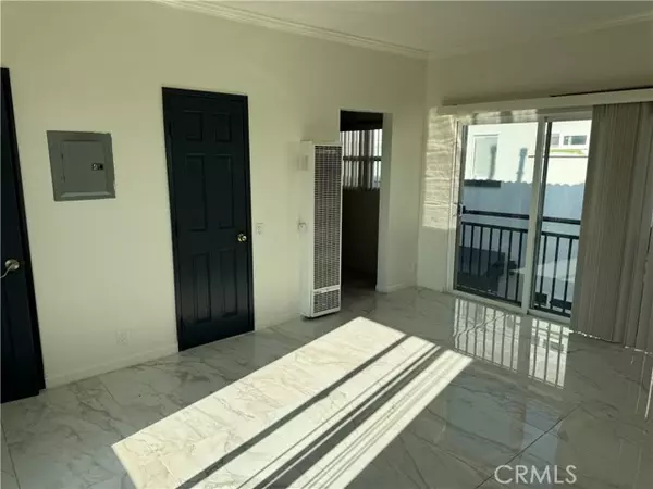 Long Beach, CA 90803,2230 E Ocean Boulevard #6