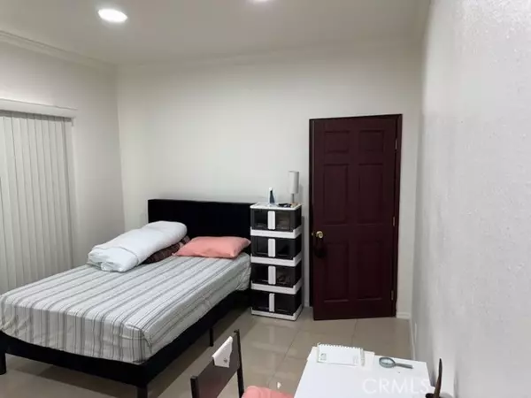 Long Beach, CA 90803,2230 E Ocean Boulevard #16