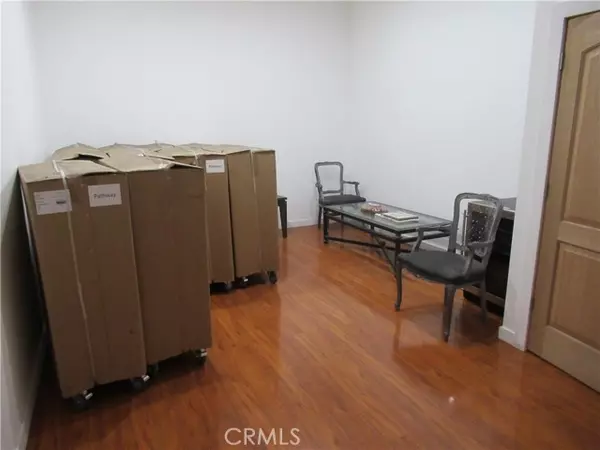 Compton, CA 90221,1820 E Rosecrans Avenue