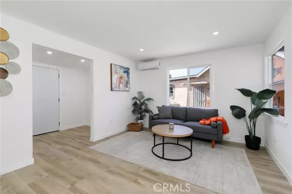 Compton, CA 90222,2036 E Shauer