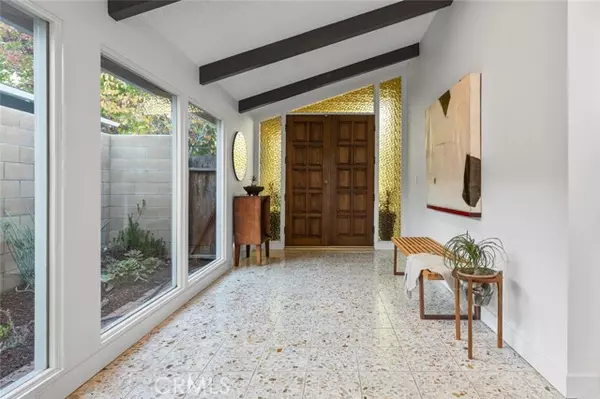 Long Beach, CA 90815,5360 E El Jardin Street