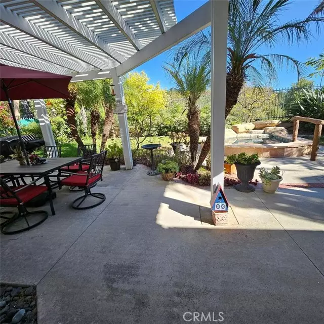 Lake Forest (el Toro), CA 92610,44 Blanco