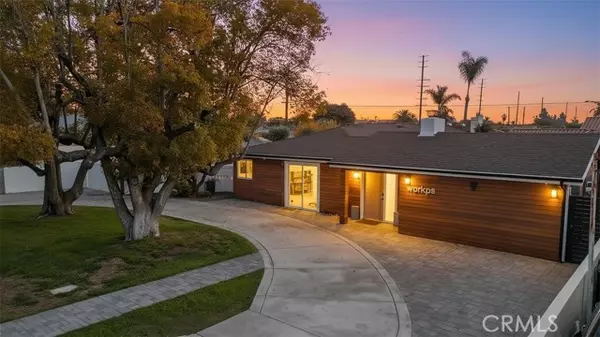 Downey, CA 90241,10214 Woodruff