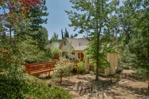 28165 Grenoble Drive, Lake Arrowhead, CA 92352