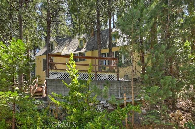 378 Hillside Road, Lake Arrowhead, CA 92352