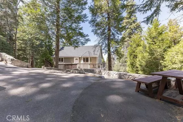 28679 Shenandoah Drive, Lake Arrowhead, CA 92352