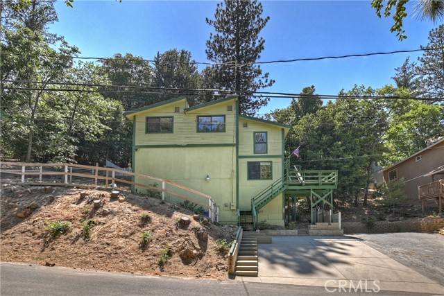 1342 Rock Ridge Drive, Lake Arrowhead, CA 92352