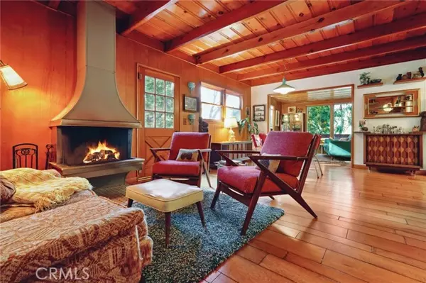 24966 Knoll Circle Drive, Crestline, CA 92325