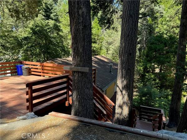 26258 Lake Forest Drive, Twin Peaks, CA 92391