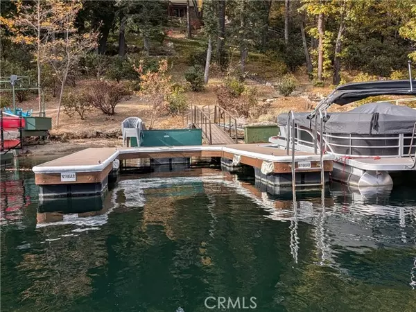 Lake Arrowhead, CA 92352,166 N 166 B --DOCK