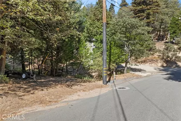 0 Thunderbird Drive, Lake Arrowhead, CA 92352