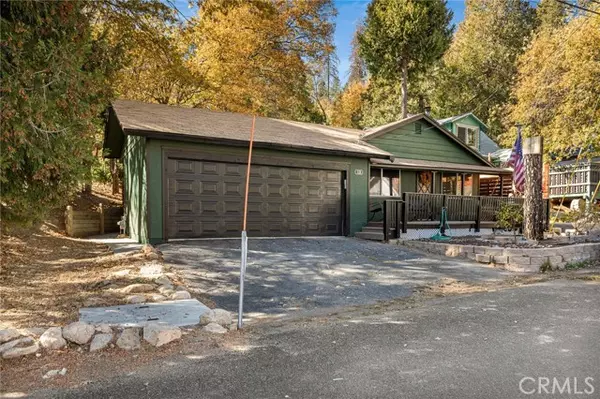 528 Springy Path, Crestline, CA 92325