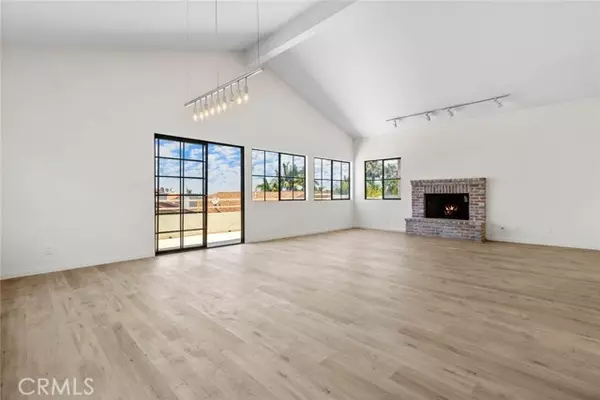 111 S Guadalupe Avenue #B, Redondo Beach, CA 90277