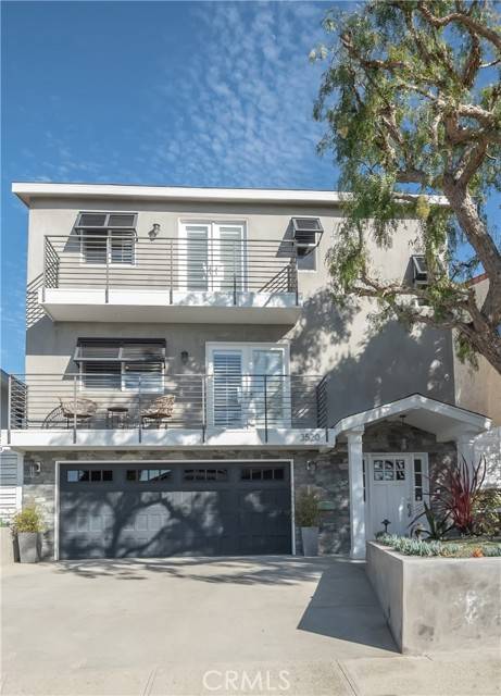 3520 Walnut Avenue, Manhattan Beach, CA 90266