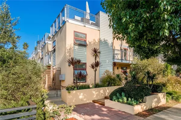 1253 18th Street #104, Santa Monica, CA 90404