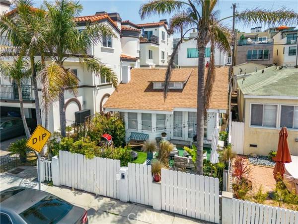 934 Manhattan Avenue, Hermosa Beach, CA 90254