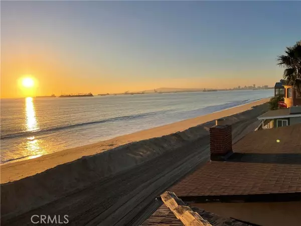 6807 E Seaside Walk, Long Beach, CA 90803