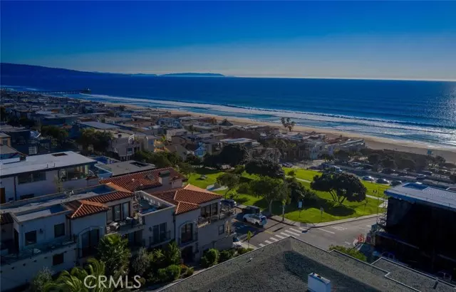 Manhattan Beach, CA 90266,2712 Highland Avenue