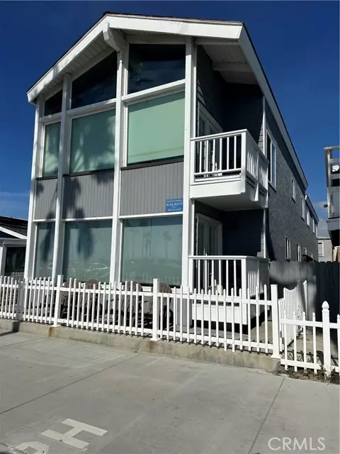 Newport Beach, CA 92661,506 E Oceanfront