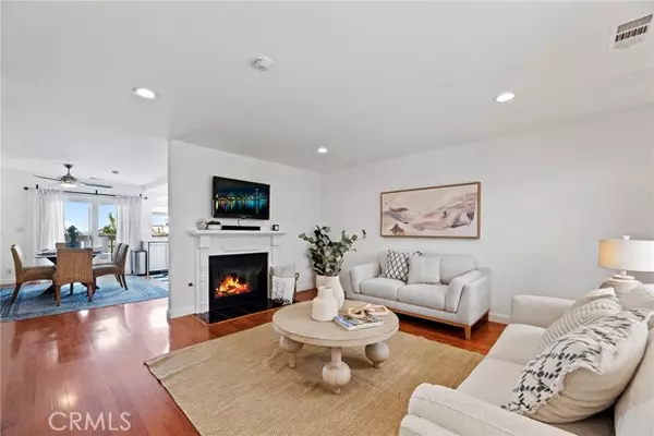 912 Monterey Boulevard #1, Hermosa Beach, CA 90254