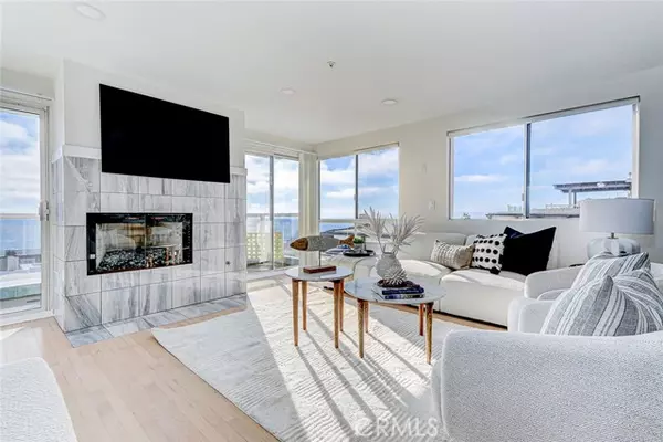 Manhattan Beach, CA 90266,3305 Bayview Drive