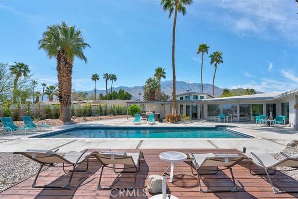 2922 N Farrell Drive, Palm Springs, CA 92262