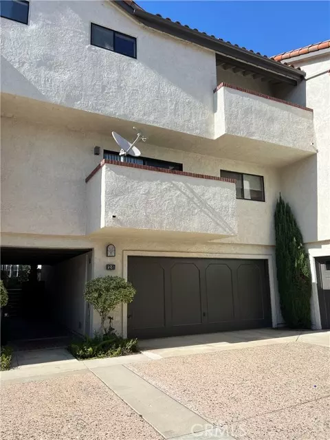 Manhattan Beach, CA 90266,26 Monterey Court