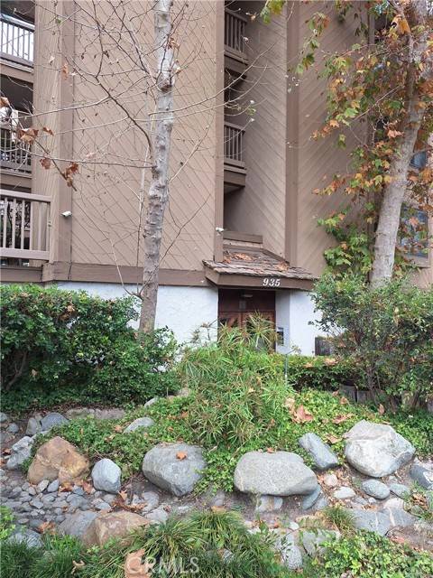 El Segundo, CA 90245,935 Main Street #303