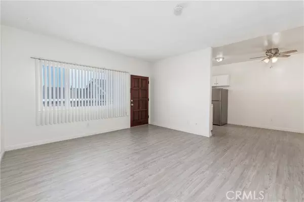 Redondo Beach, CA 90278,2312 Vanderbilt Lane #9