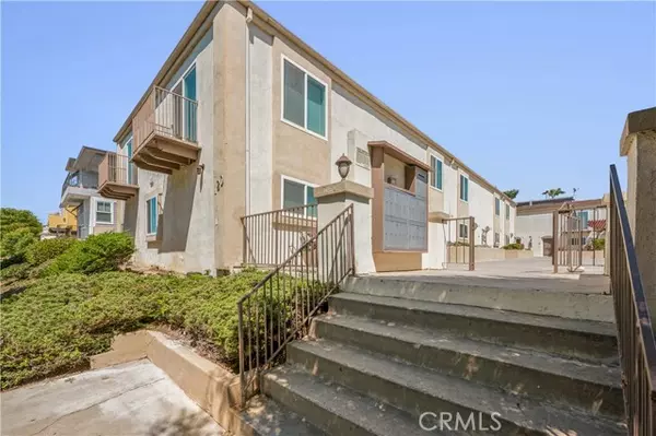 Redondo Beach, CA 90277,120 S Francisca Avenue #9