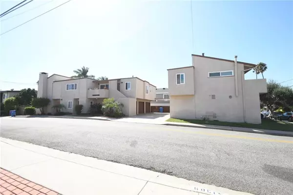 Redondo Beach, CA 90278,2222 Harriman Lane