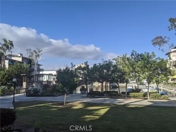 8103 N Marina Pacifica Drive, Long Beach, CA 90803