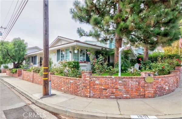 1901 Laurel Avenue, Manhattan Beach, CA 90266