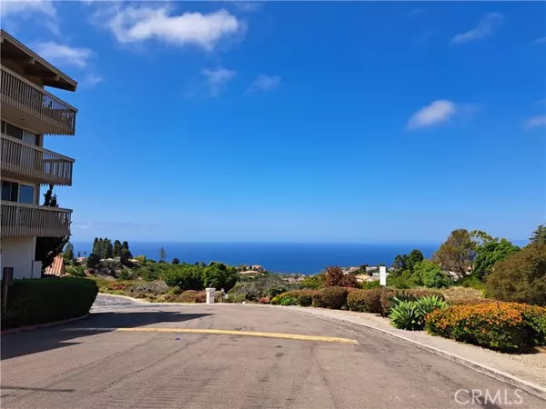 Rancho Palos Verdes, CA 90275,6542 Ocean Crest Drive #D310