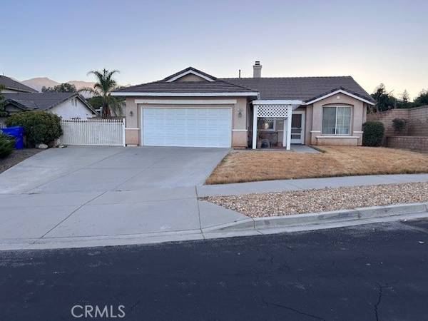 12993 Stardust Ct, Yucaipa, CA 92399