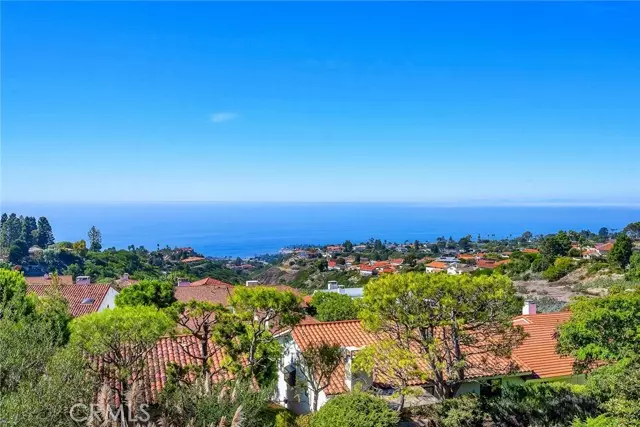 Rancho Palos Verdes, CA 90275,6542 Ocean Crest Drive #C103