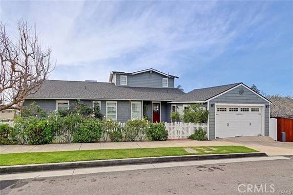 955 8th Place, Hermosa Beach, CA 90254