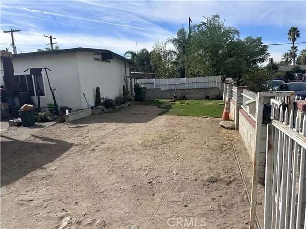 San Fernando, CA 91340,12958 Corcoran Street