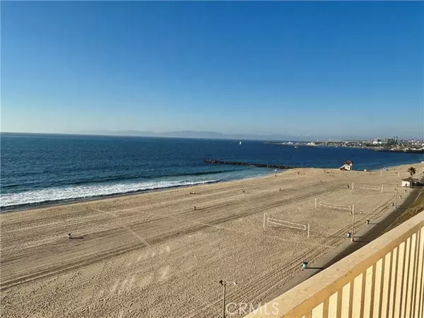 Redondo Beach, CA 90277,735 Esplanade #A