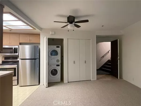 Redondo Beach, CA 90277,625 Esplanade #13