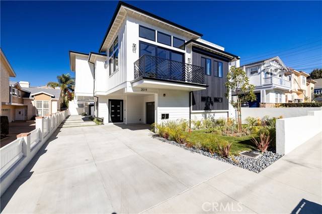 2019 Harriman Lane #A, Redondo Beach, CA 90278