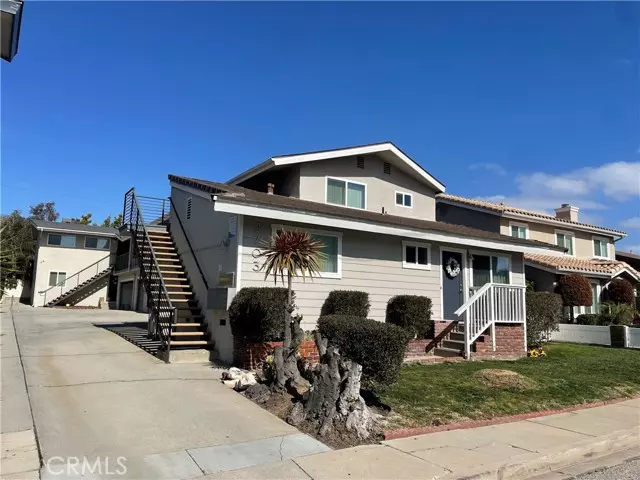 Redondo Beach, CA 90278,2703 Curtis Avenue #7