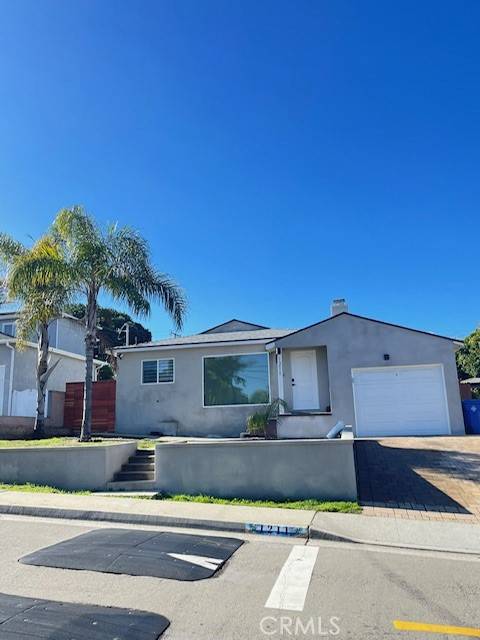 1211 Goodman Avenue, Redondo Beach, CA 90278