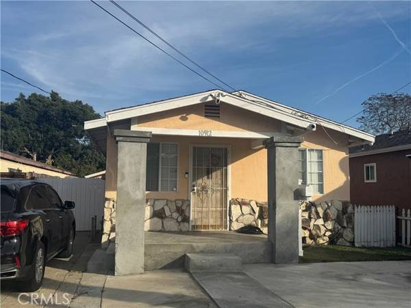 10912 Acacia Avenue, Inglewood, CA 90304