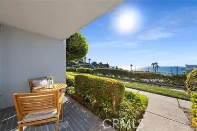 Redondo Beach, CA 90277,664 The Village #290