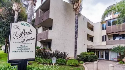 Encino (los Angeles), CA 91316,5325 Newcastle Avenue #228