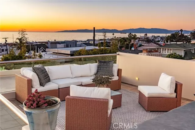 2242 Circle Drive, Hermosa Beach, CA 90254