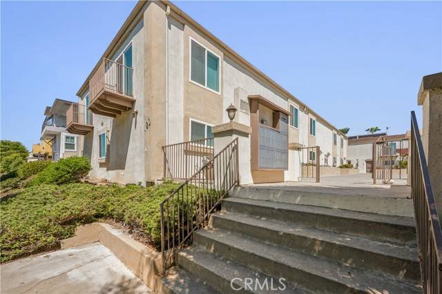 120 S Francisca Avenue #18, Redondo Beach, CA 90277